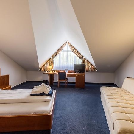 Hotel Paradies Грац Экстерьер фото