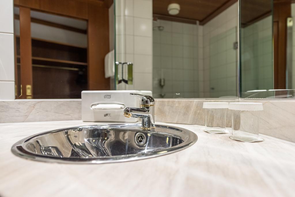 Hotel Paradies Грац Экстерьер фото