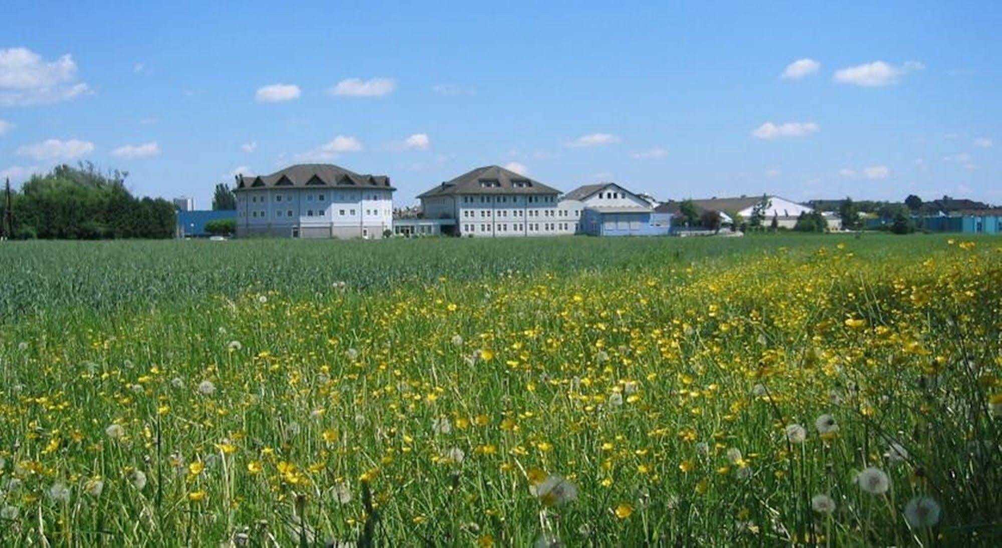 Hotel Paradies Грац Экстерьер фото