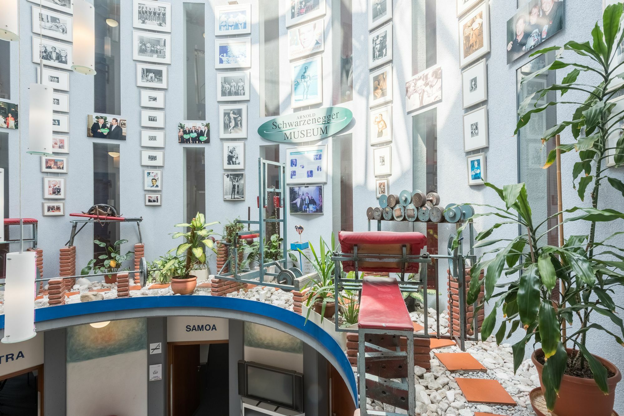 Hotel Paradies Грац Экстерьер фото